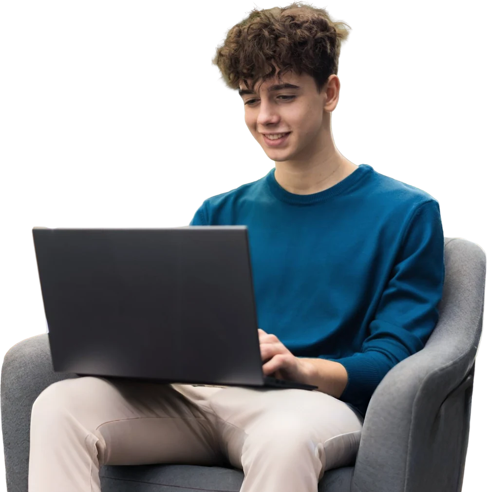 Estudiantes preparándose para el SAT